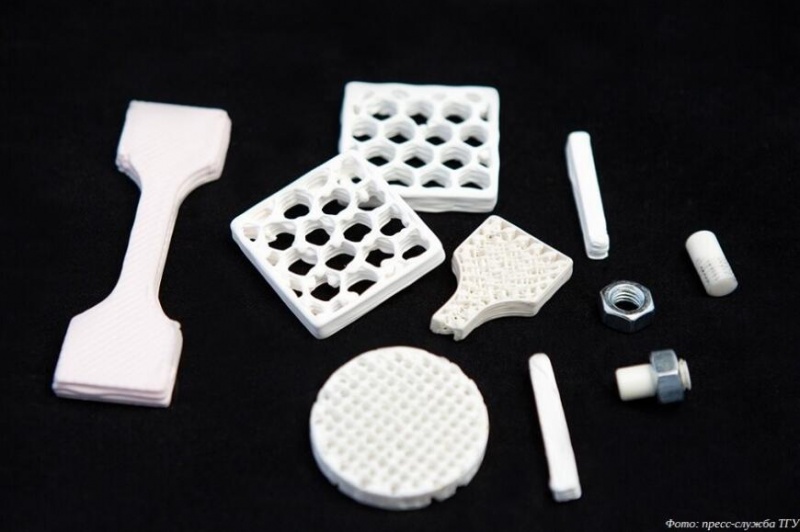 В ТГУ создают импортозамещающие керамические материалы для стоматологии