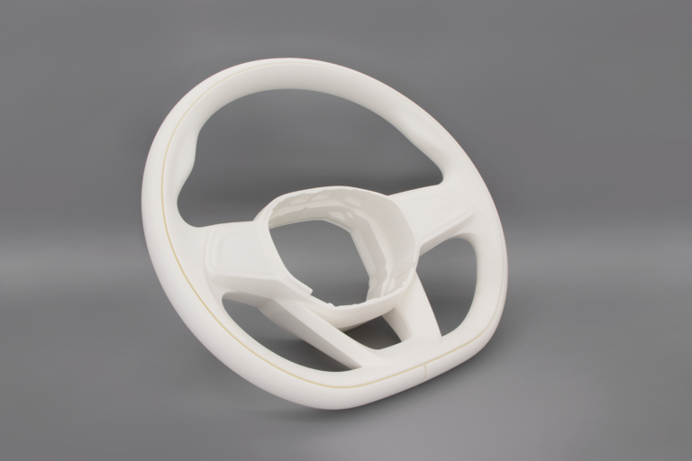 Рулевое колесо реального размера, напечатанное на 3D-принтере INTAMSYS FUNMAT PRO 610HT