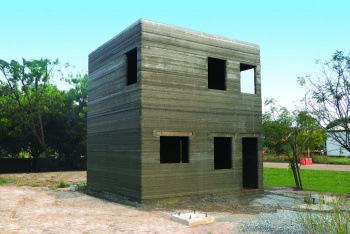 двухэтажное здание напечатанное на 3D-принтере