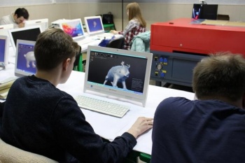 курсы 3D-моделирования для молодых людей с инвалидностью