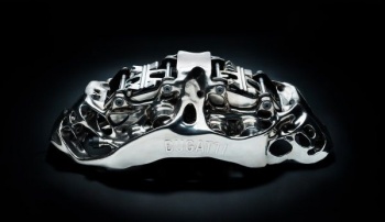Инженеры Bugatti испытали напечатанные на 3D-принтере тормозные суппорты 