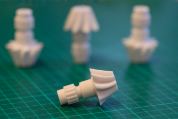 A set of 3D printed gears produced using Liqcreate’s Composite-X resin. Photo via Liqcreate.