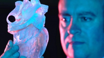 Ученые напечатали на 3D-принтере сердечный насос из живых клеток