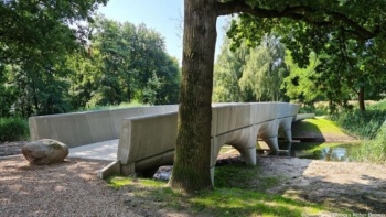 В Нидерландах возведен самый длинный 3D-печатный мост в мире