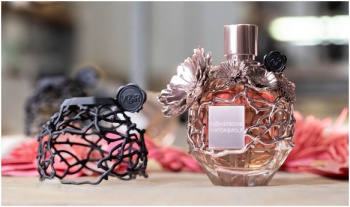 Viktor&Rolf decorates its famous Flowerbomb perfume with a 3D printed set