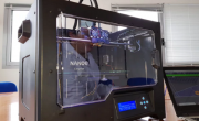 настольный 3D-принтер для печати металлами и керамикой от компании Nanoe